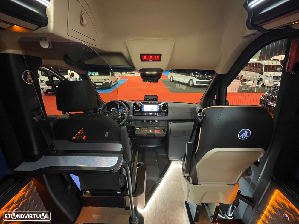 Mercedes Benz Sprinter 519 - 17
