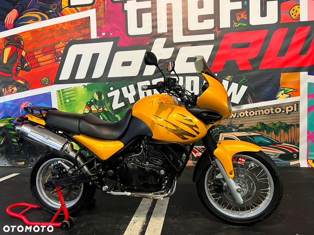 Triumph Tiger - 2