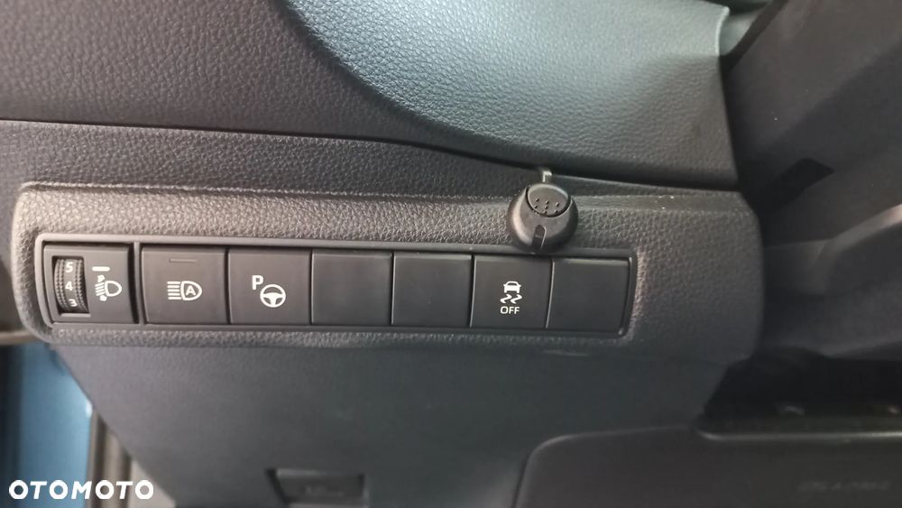Toyota Corolla 1.8 Hybrid GPF Comfort - 17