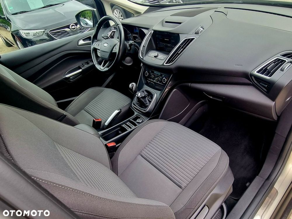 Ford C-MAX - 18