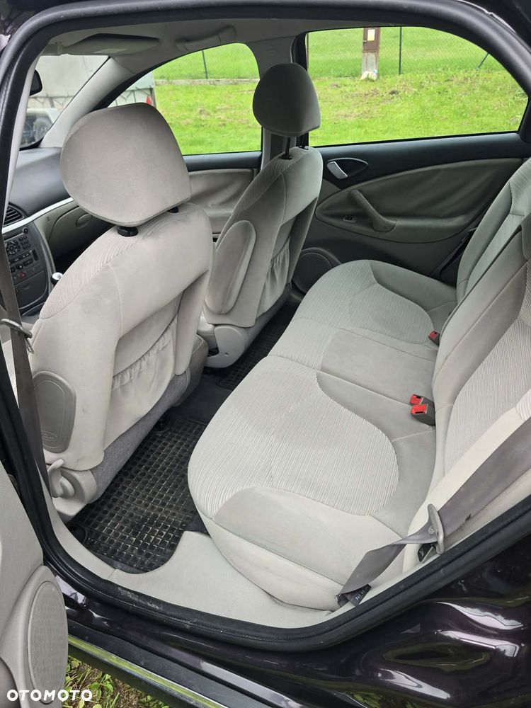 Citroën C5 1.6 HDi Dynamique - 11