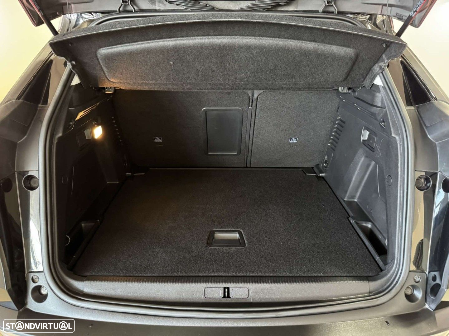 Peugeot 3008 1.5 BlueHDi Active - 20