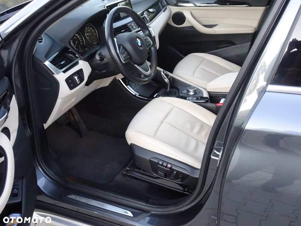 BMW X1 sDrive18i xLine - 9