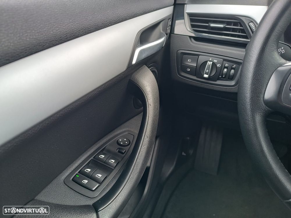 BMW X1 16 d sDrive Line Sport Auto - 17