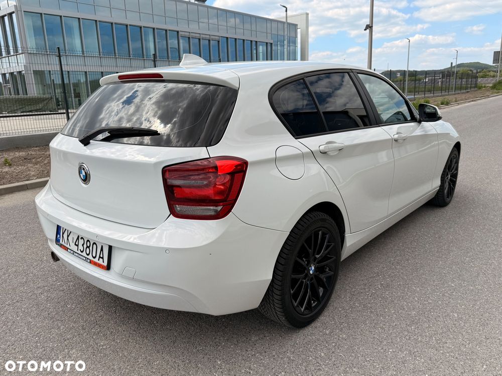 BMW Seria 1 116d - 8