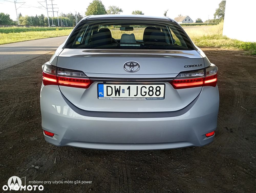 Toyota Corolla 1.6 Comfort - 4