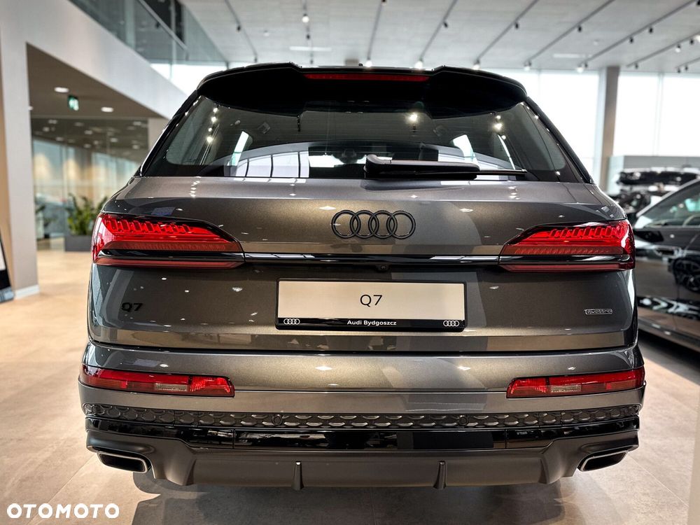 Audi Q7 - 6
