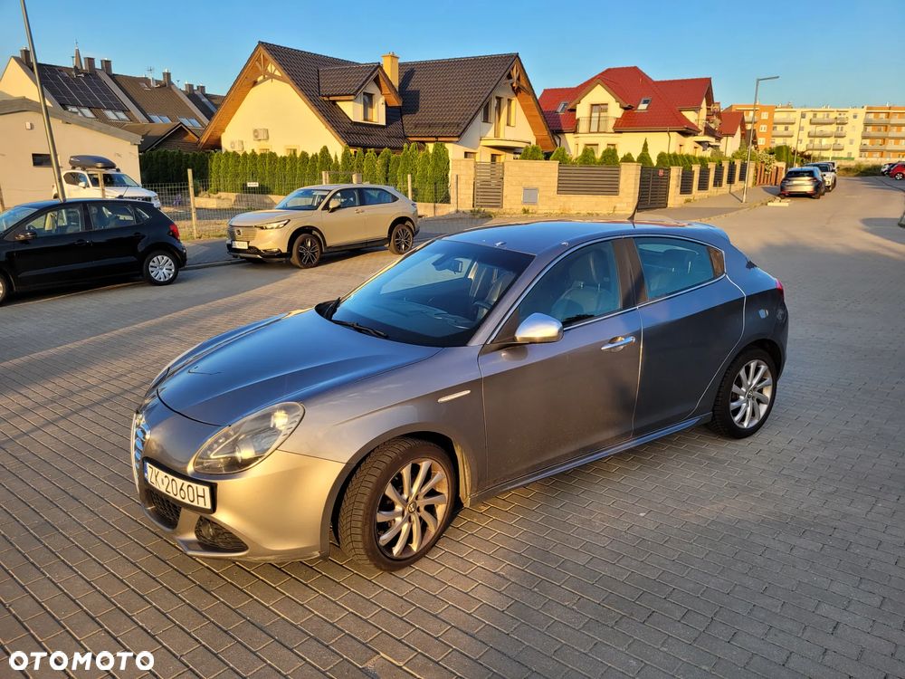 Alfa Romeo Giulietta - 1