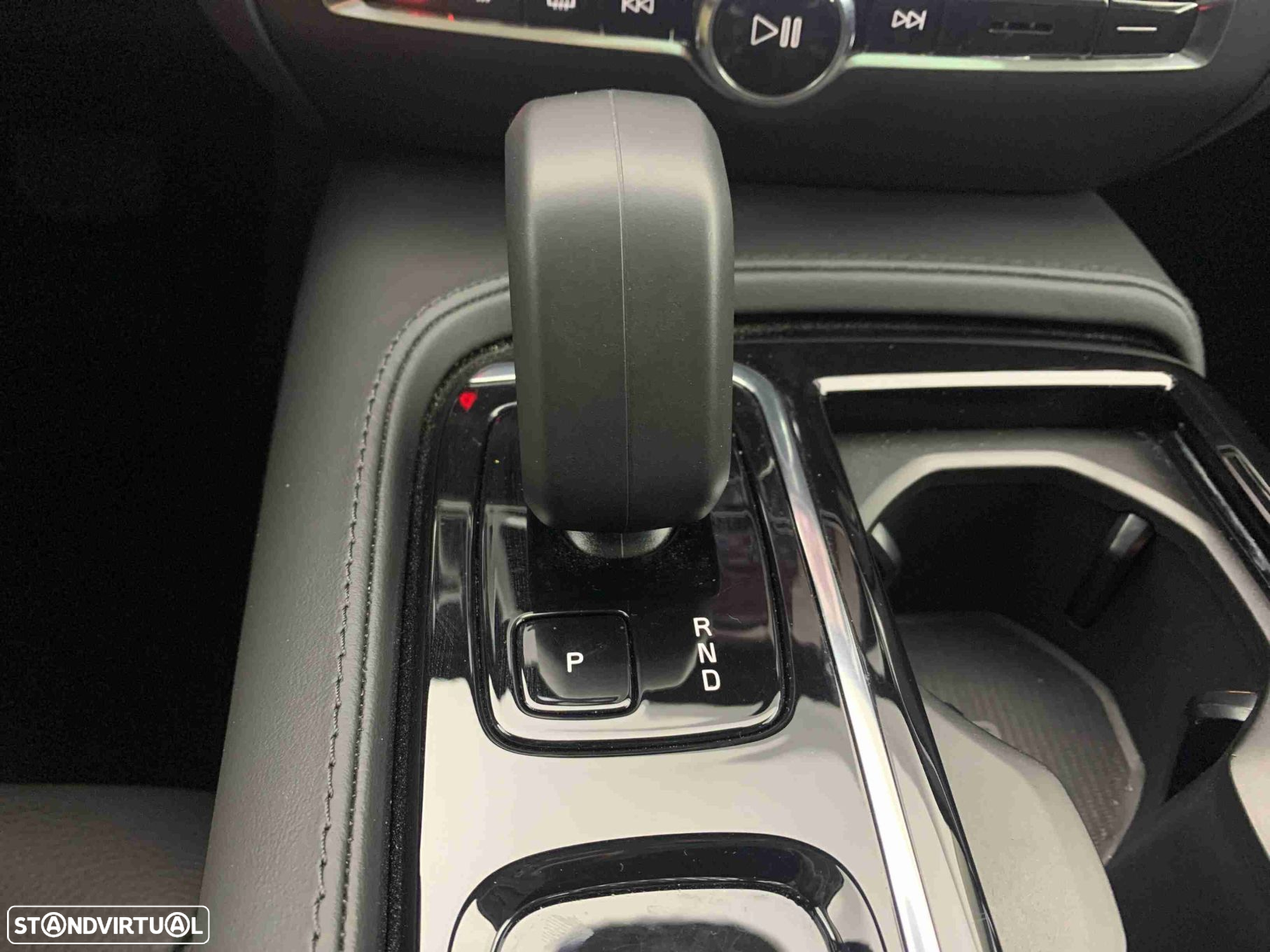 Volvo V60 2.0 T6 AWD TE Plus Dark - 10