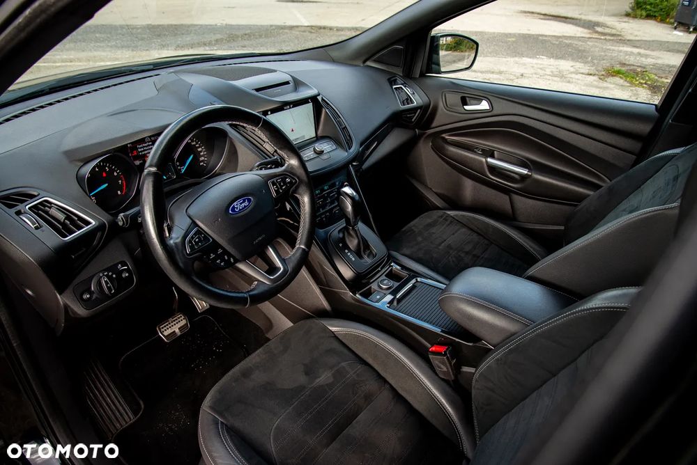 Ford Kuga 1.5 EcoBoost 4x4 ST-Line - 6