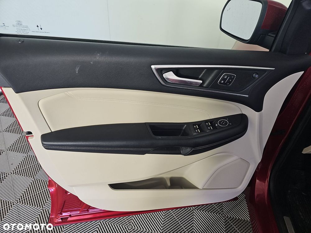 Ford Edge - 11