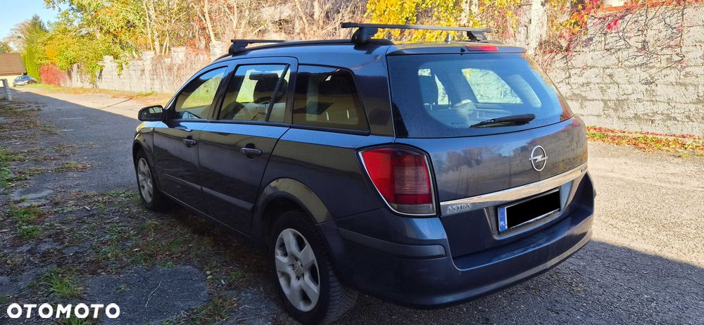 Opel Astra - 4