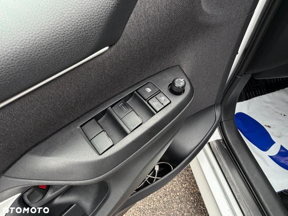 Toyota Yaris Hybrid 1.5 Comfort - 32