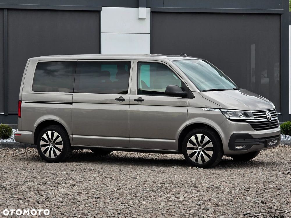Volkswagen Multivan - 15