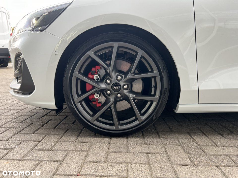 Ford Focus - 7