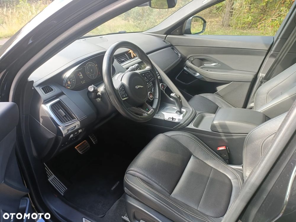 Jaguar E-Pace - 19