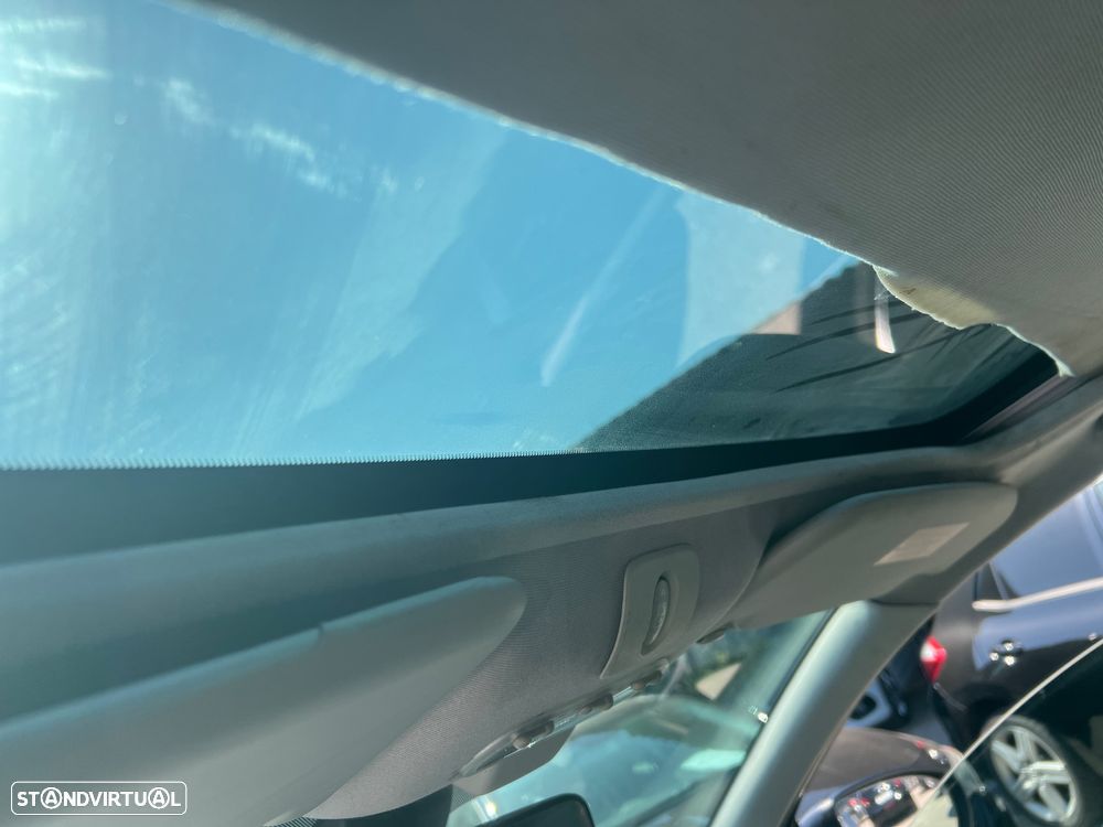 Nissan Qashqai 1.5 dCi Tekna Premium 18 - 26