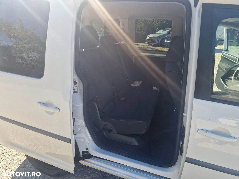 Volkswagen Caddy 2.0 TDI DSG - 16