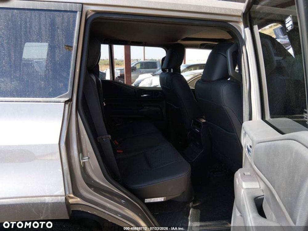 Toyota Land Cruiser - 14