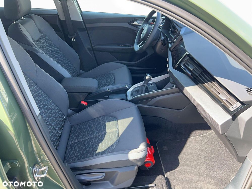 Audi A1 Sportback 30 TFSI Advanced S tronic - 18