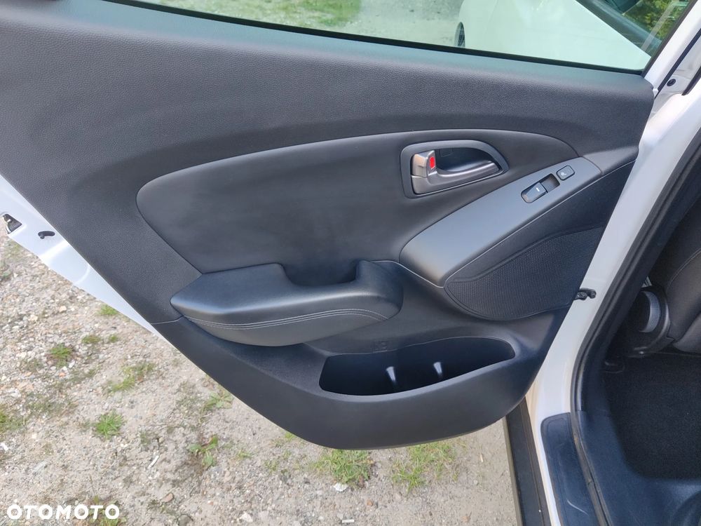 Hyundai ix35 - 21
