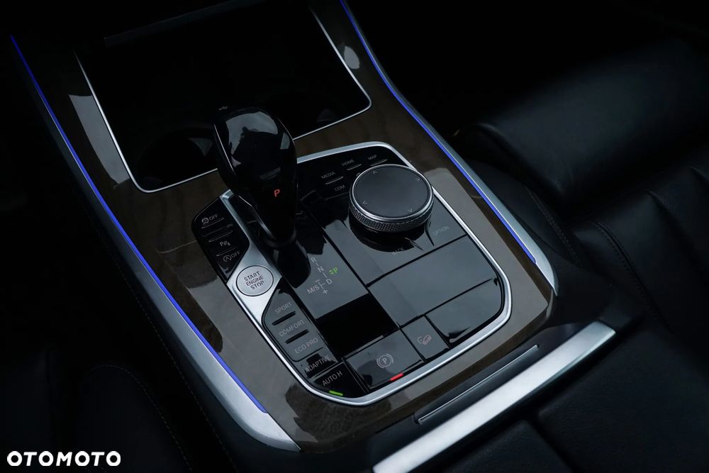 BMW X5 xDrive25d sport - 24