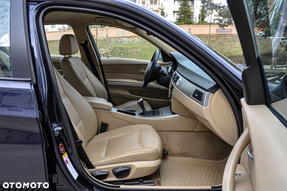 BMW Seria 3 - 11