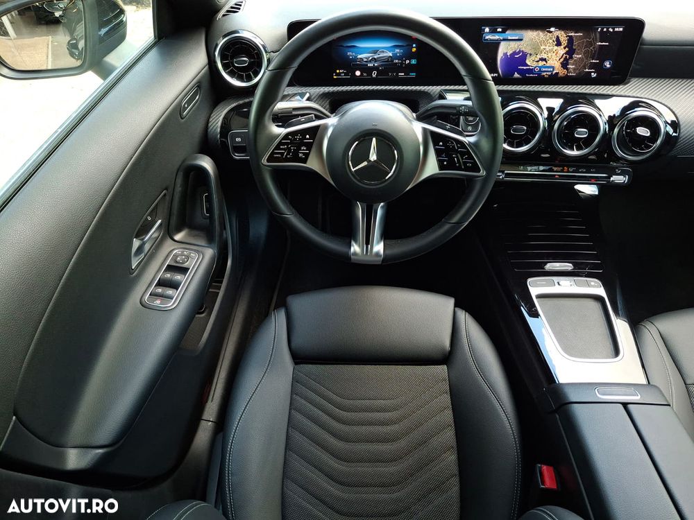 Mercedes-Benz CLA 180 7G-DCT - 15