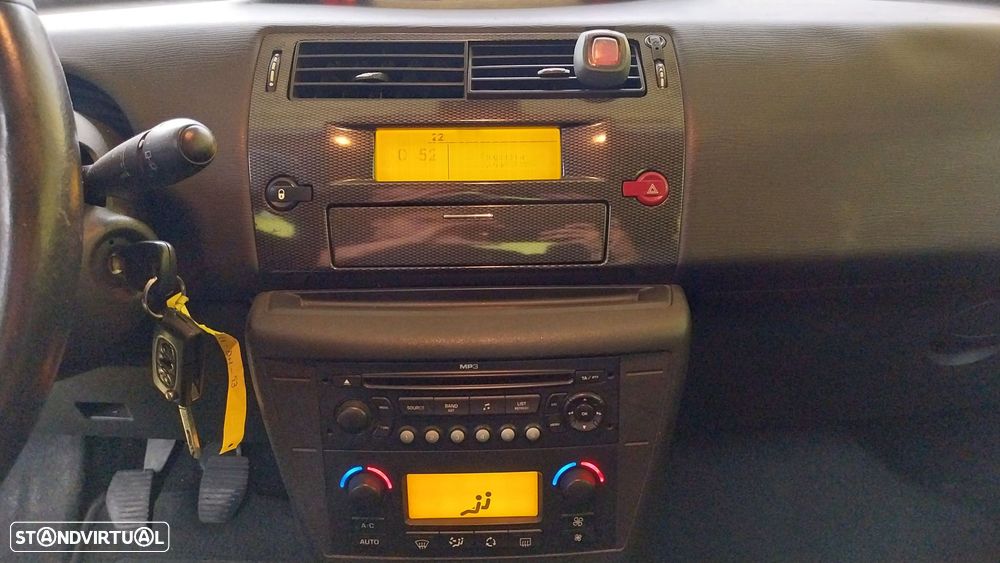 Citroën C4 1.4 16V VTR Pack - 10