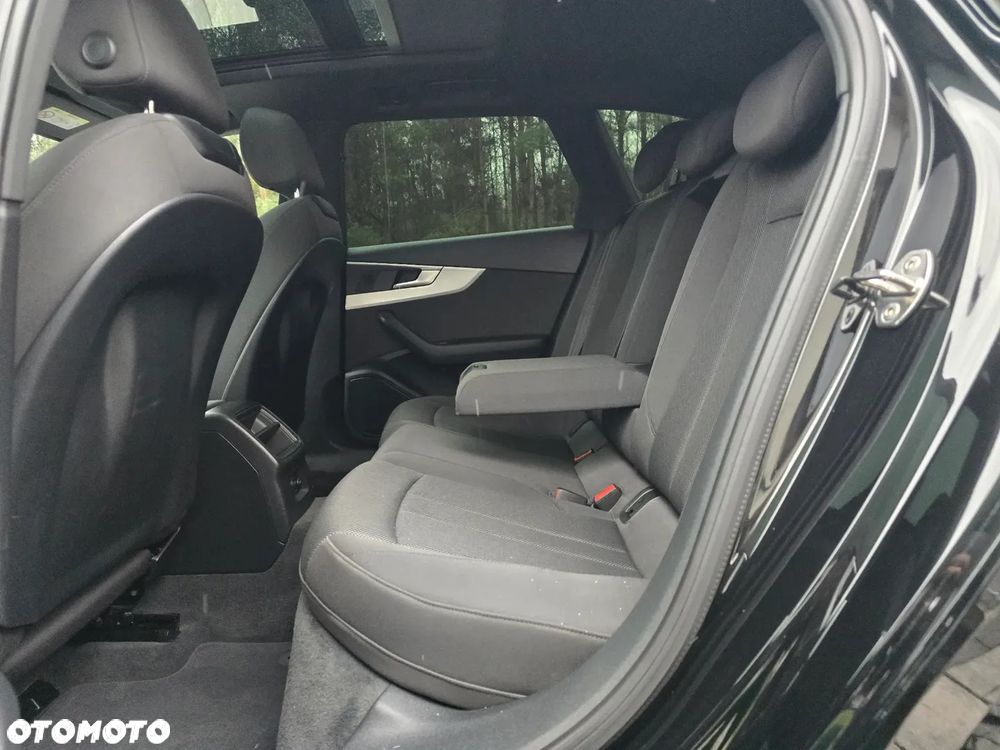 Audi A4 Avant 2.0 TDI S tronic - 31