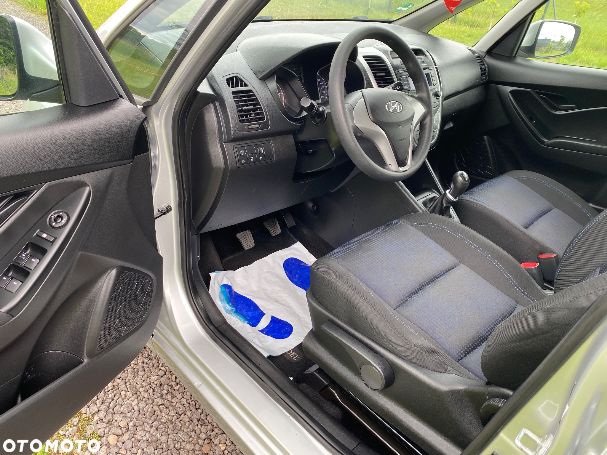 Hyundai ix20 1.6 CRDi blue Comfort - 9