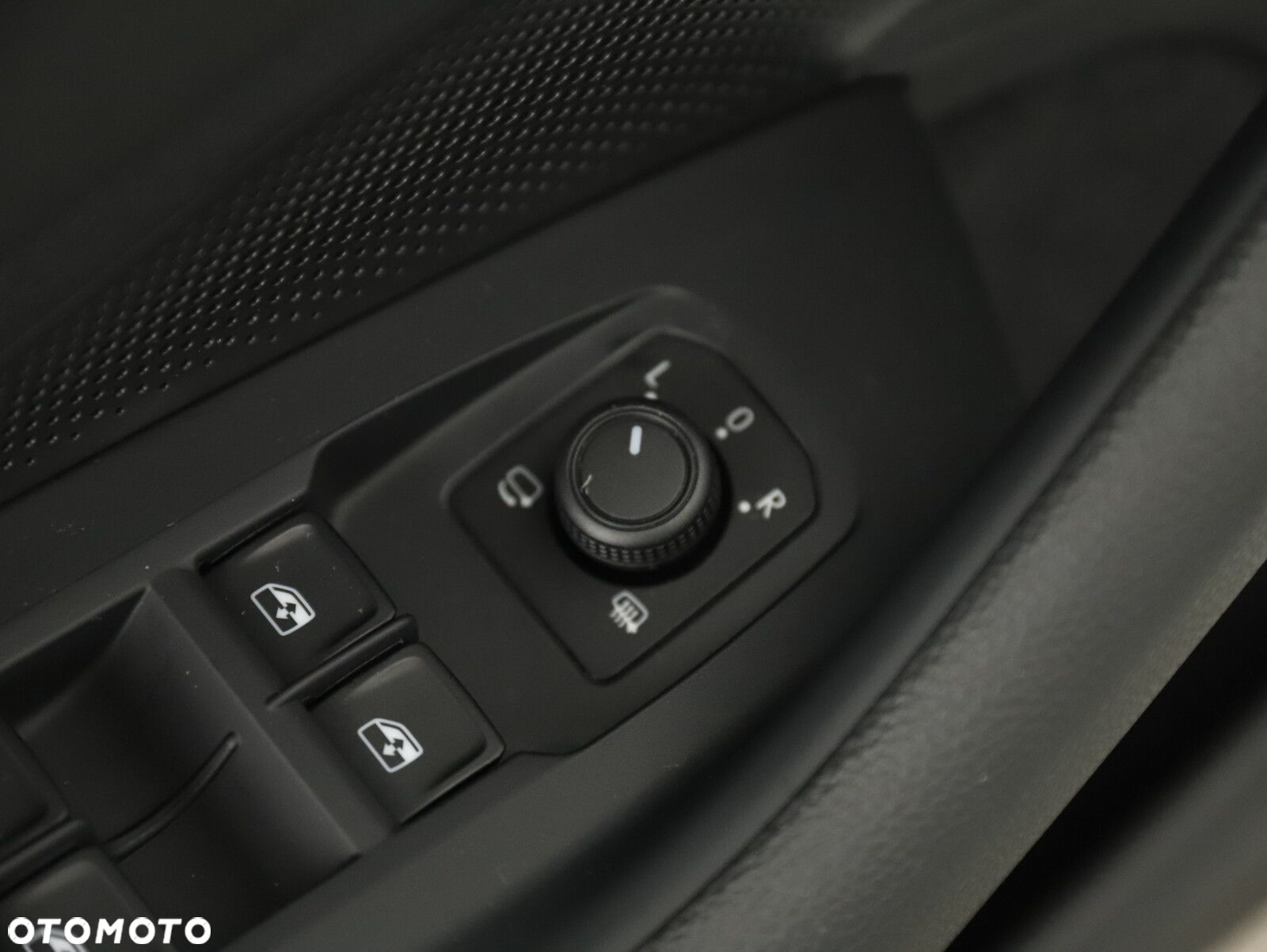 Skoda Superb 1.5 TSI L&K DSG - 22
