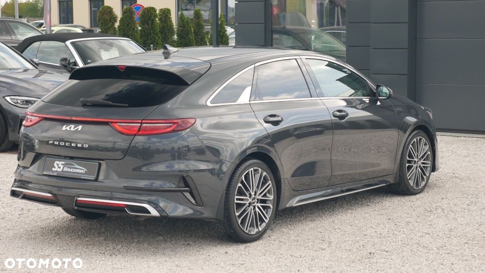 Kia ProCeed - 5