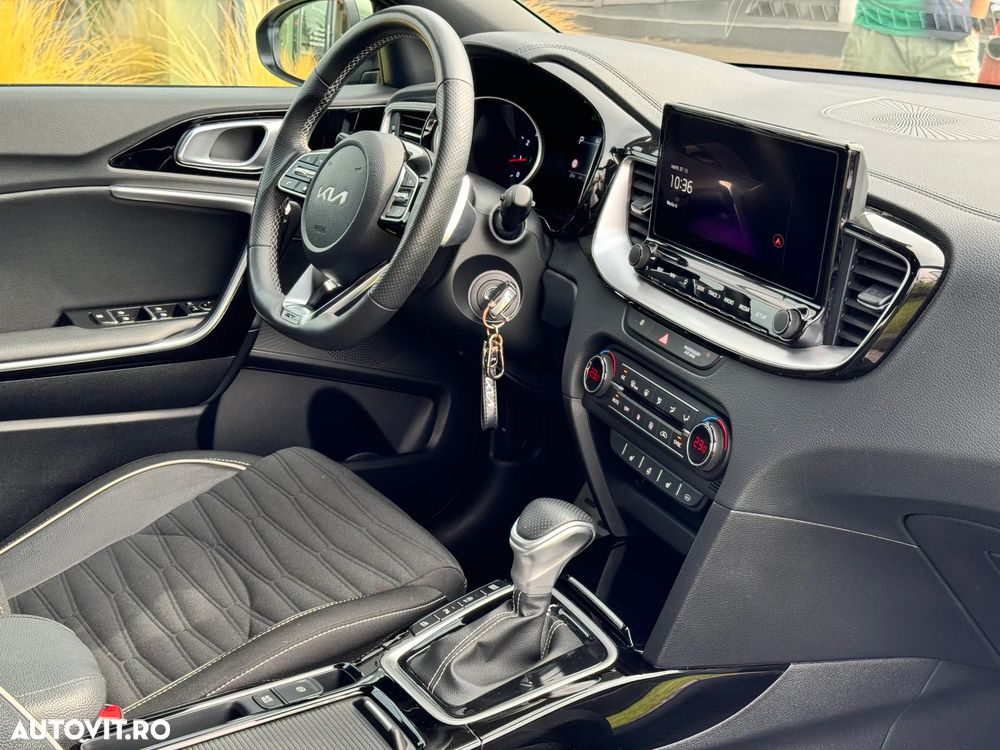 Kia Ceed 1.5 T-GDI 7DCT MHEV GT Line - 20