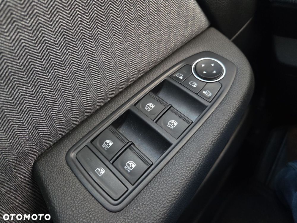 Renault Clio 1.0 TCe Techno Xtronic - 17