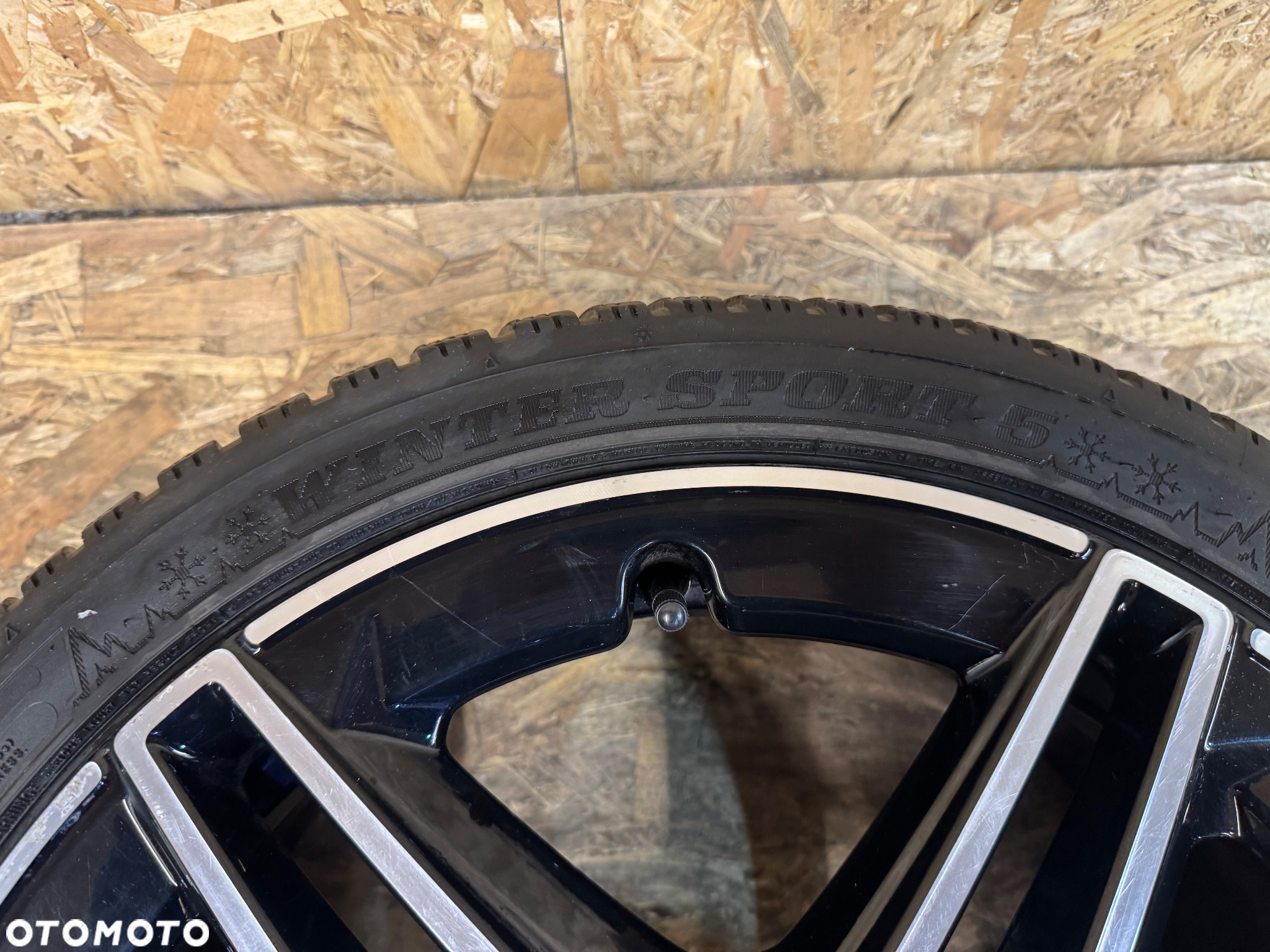 Felga Mercedes c klasa 205 18 7,5 et 44 - 4