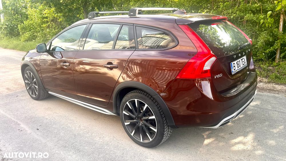 Volvo V60 D4 AWD Summum - 14
