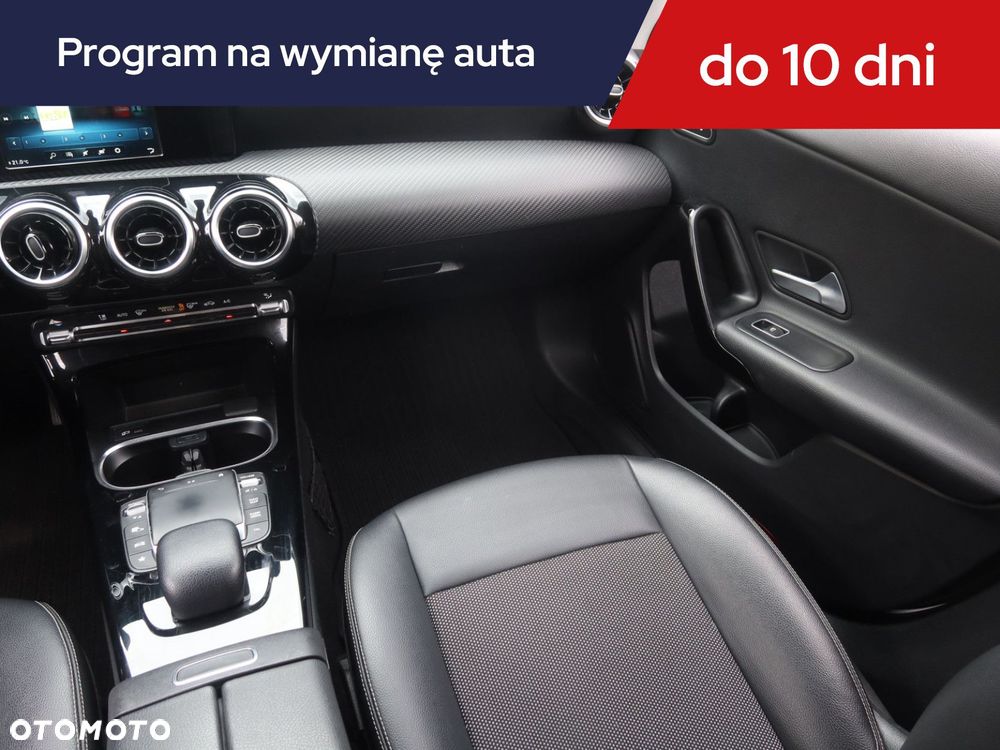 Mercedes-Benz CLA - 10