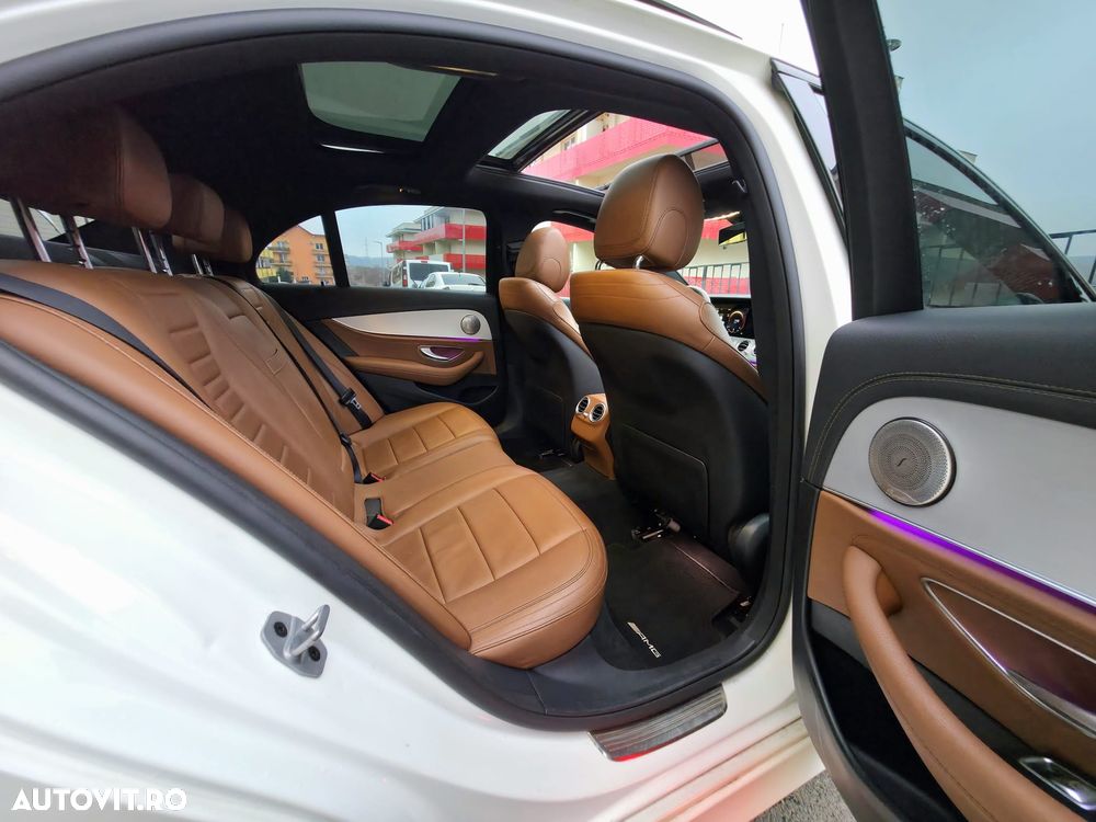 Mercedes-Benz E 220 d T 9G-TRONIC AMG Line - 10