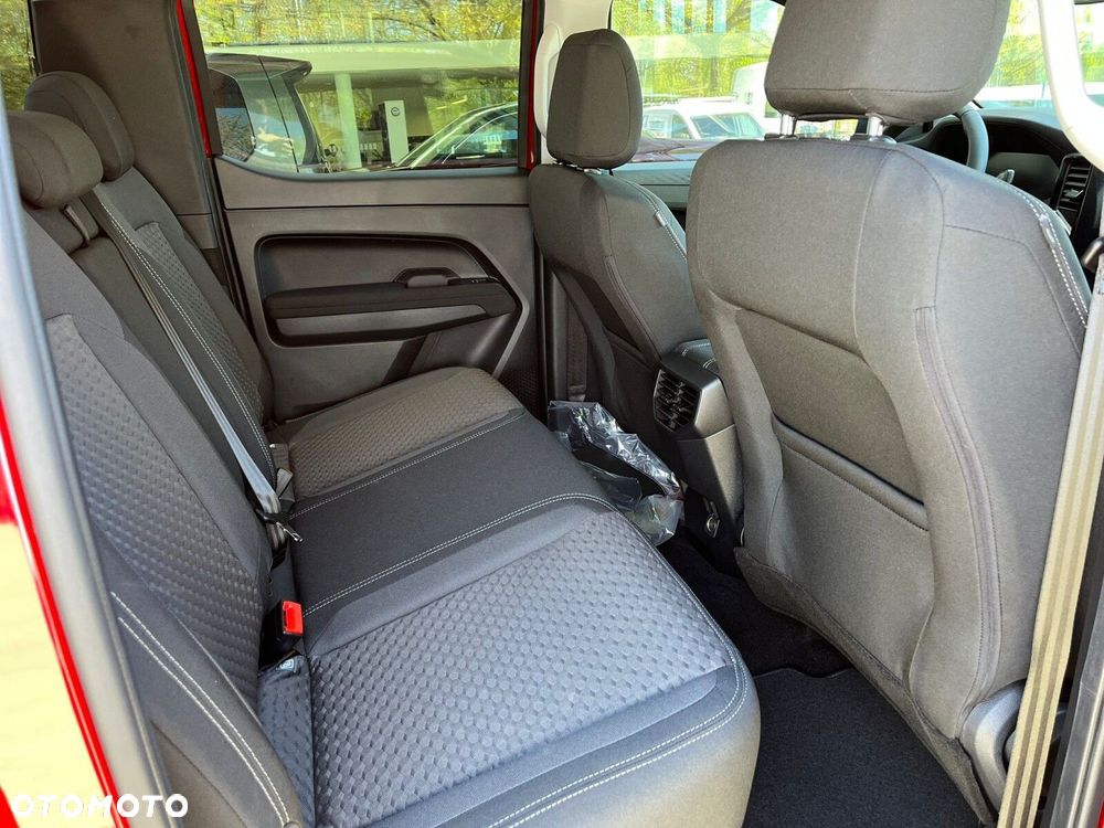 Volkswagen Amarok - 22