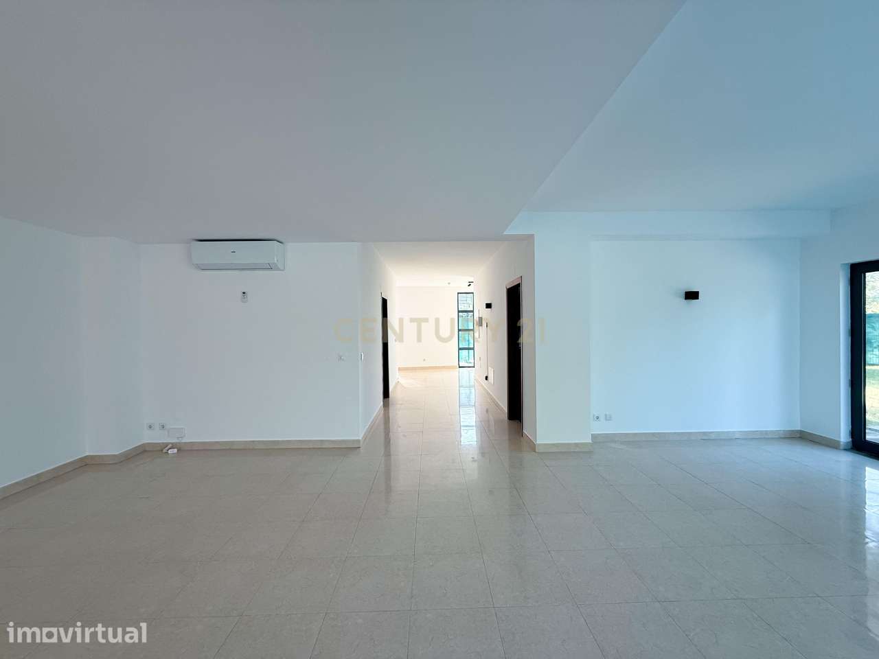 Moradia T5 para arrendamento no Palmela Village - Grande imagem: 5/50