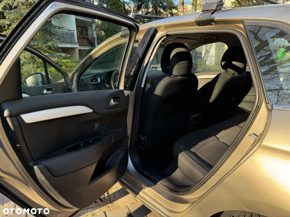 Citroën C4 1.6 HDi Seduction - 18