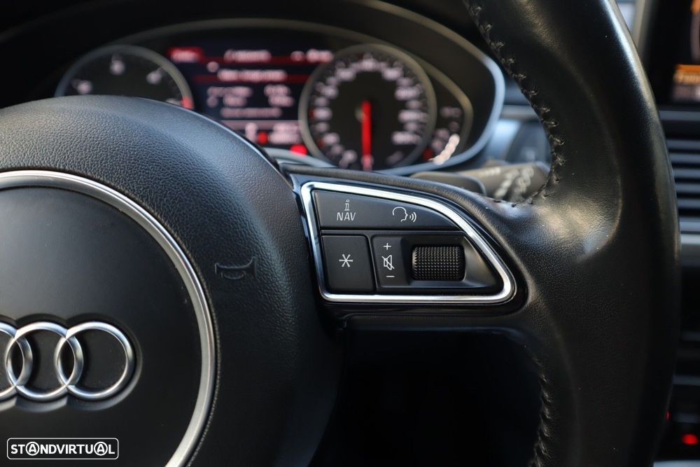 Audi A6 Allroad 3.0 TDi quattro S tronic - 32
