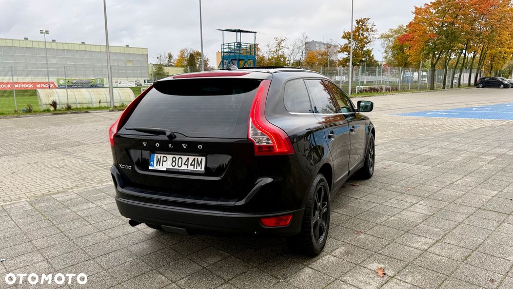 Volvo XC 60 D3 Momentum - 11