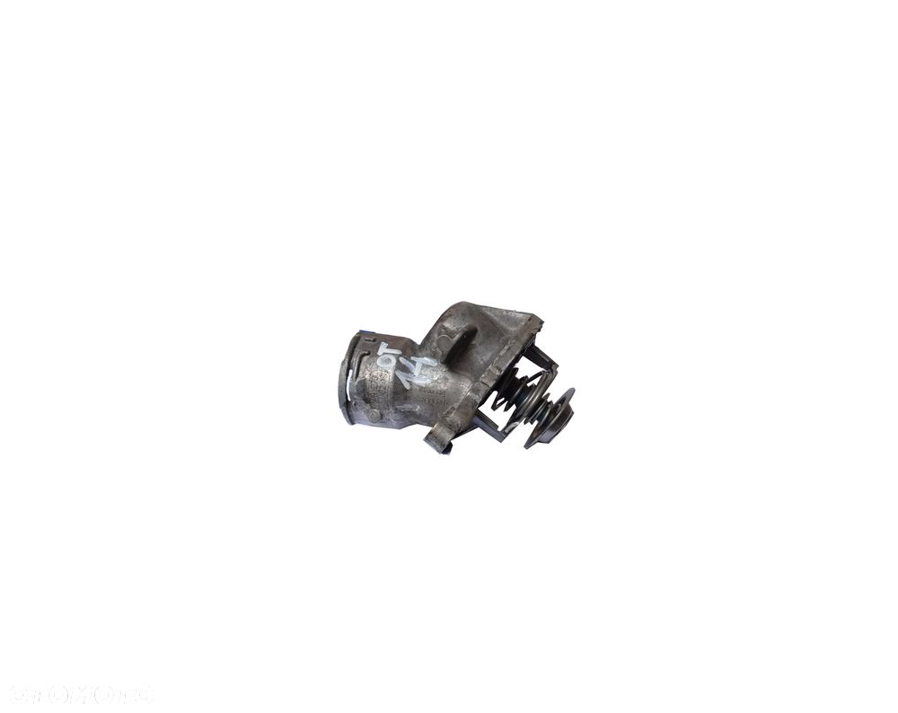OT14 OBUDOWA TERMOSTATU MERCEDES 5.5 M273 A2732000215 - 1