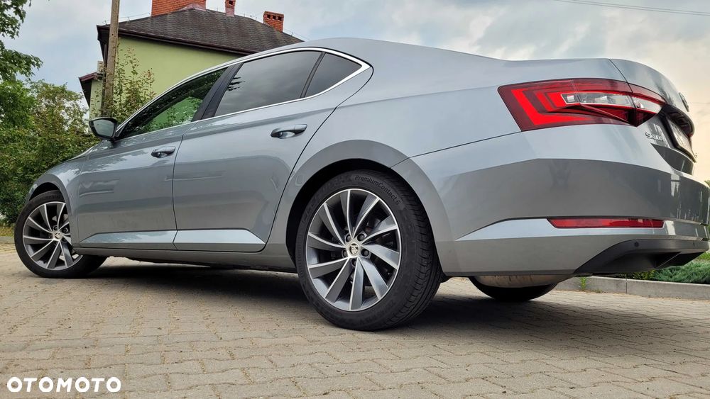 Skoda Superb 2.0 TSI L&K DSG - 7