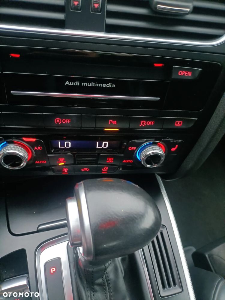 Audi A4 Limousine - 14