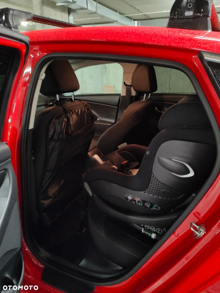 Hyundai i30 1.5 T-GDI 48V Smart - 11