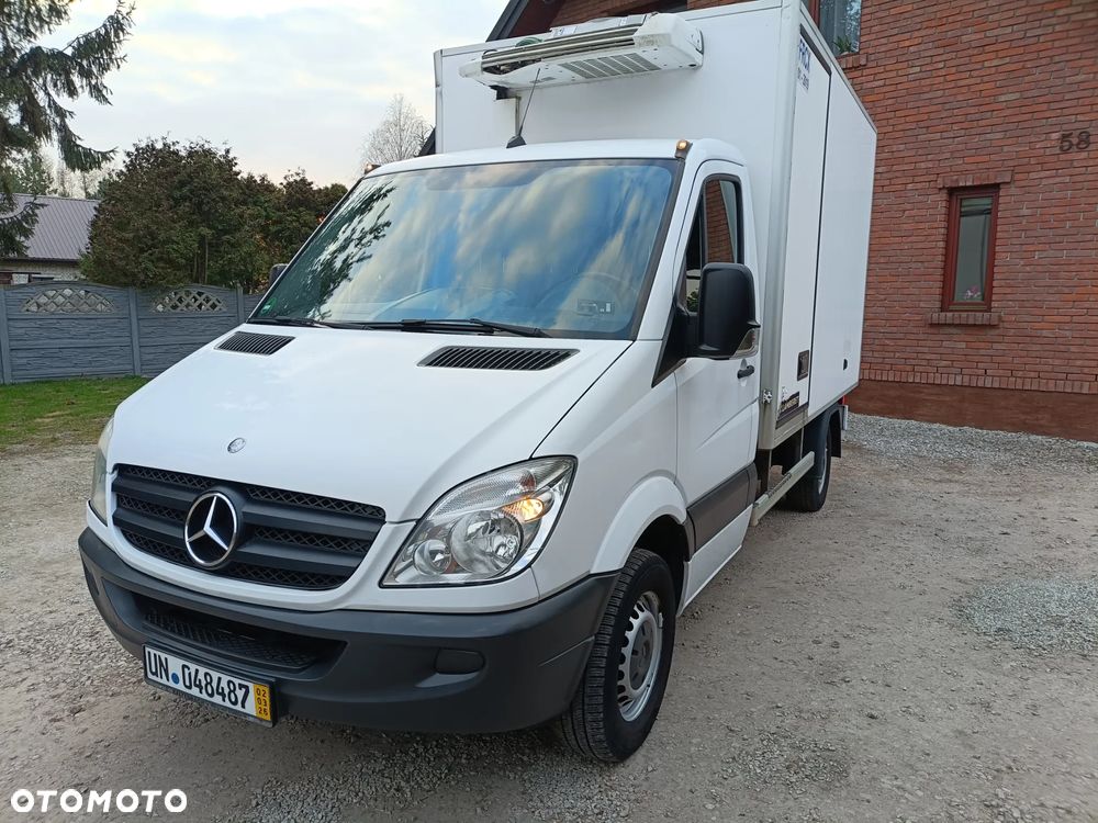 Mercedes-Benz Sprinter - 1
