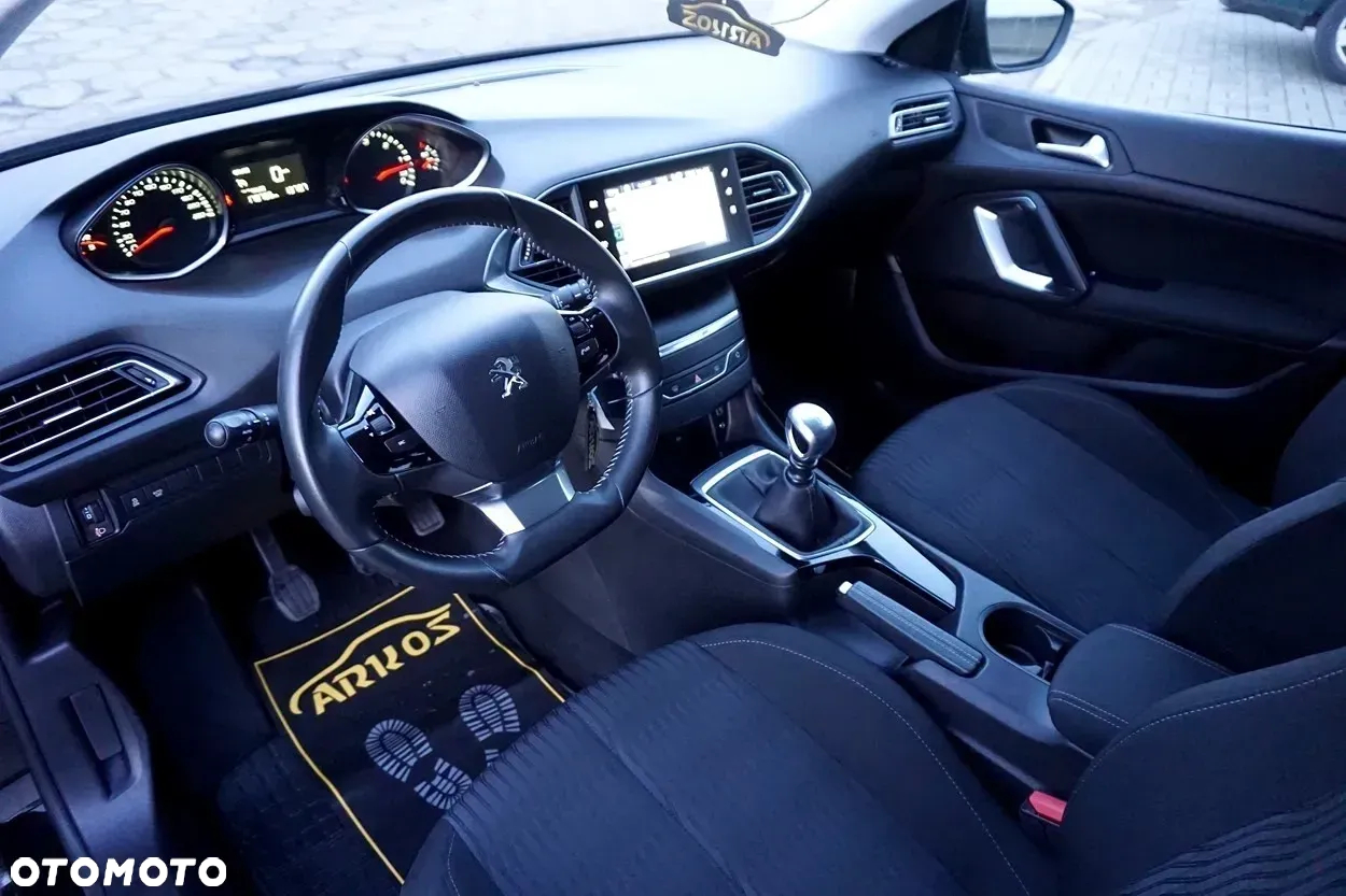 Peugeot 308 SW BlueHDi 120 Stop & Start Business-Line - 23